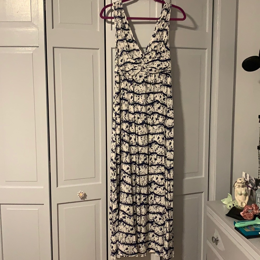 Size small patterned maxi dress